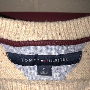 Tommy Hilfiger sweater
